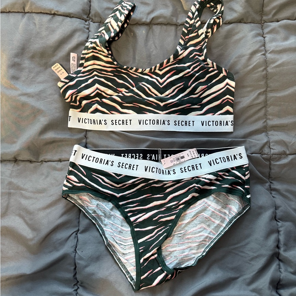 Victoria's Secret Pink and Green Sports Bra